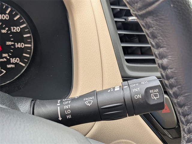 2020 Nissan Pathfinder SV photo 15