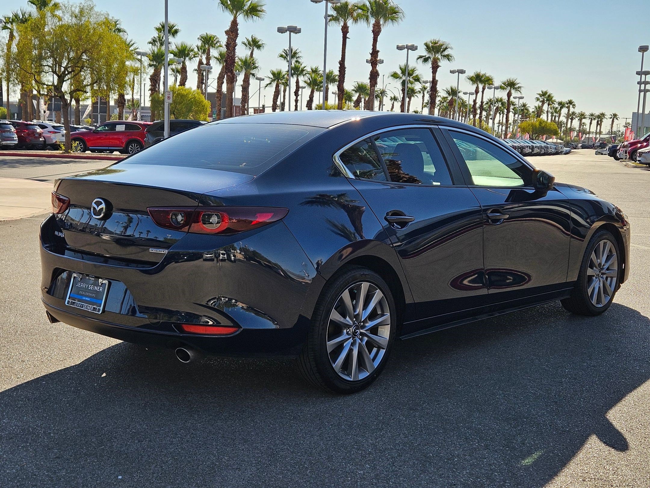 2022 Mazda Mazda3 Select photo 5