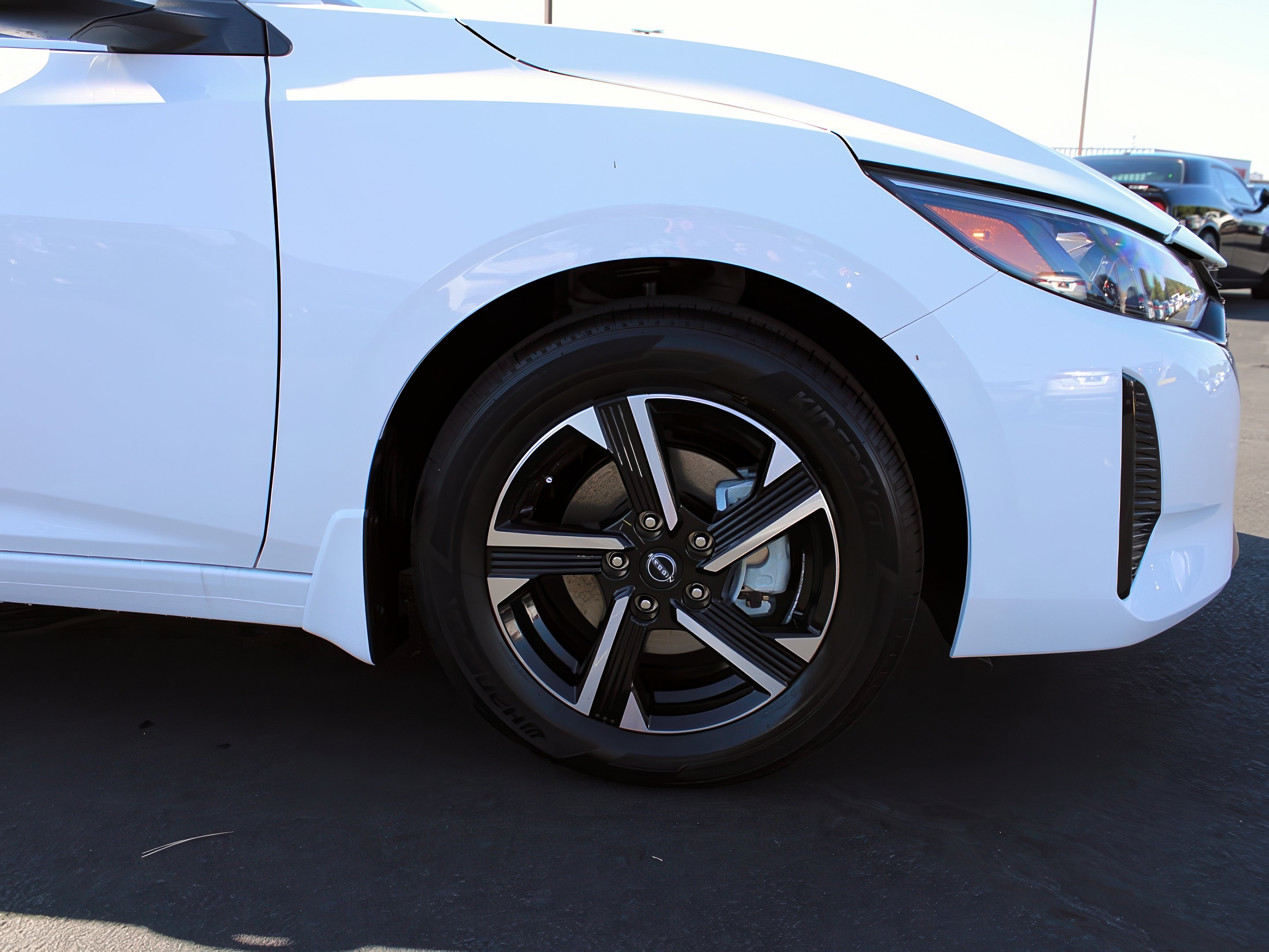 2025 Nissan Sentra SV photo 18