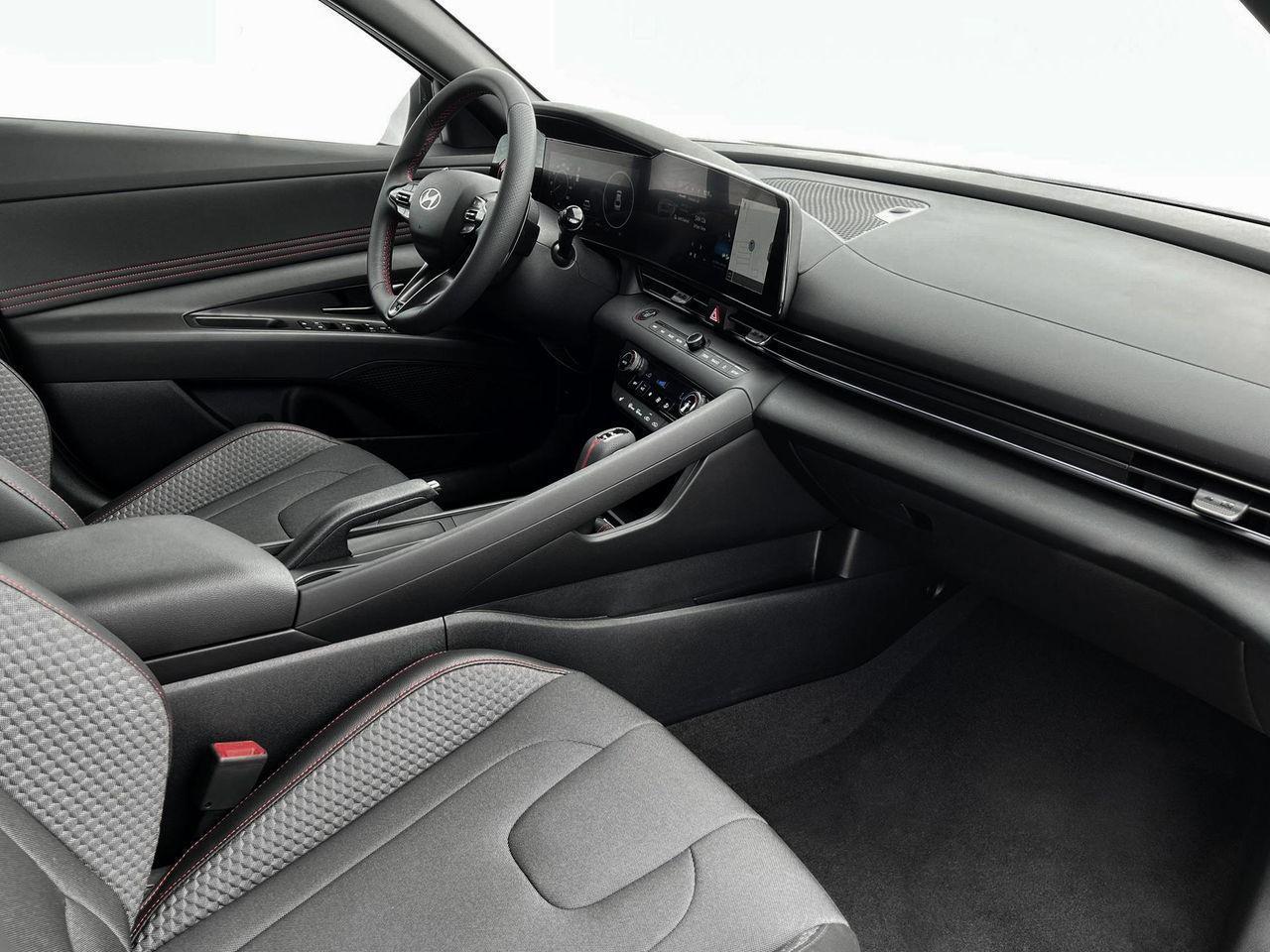 2025 Hyundai Elantra N Line photo 15