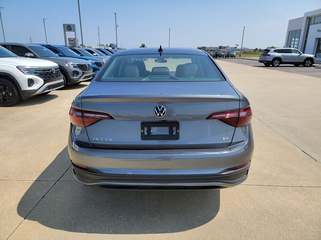 2024 Volkswagen Jetta 1.5T SE photo 3