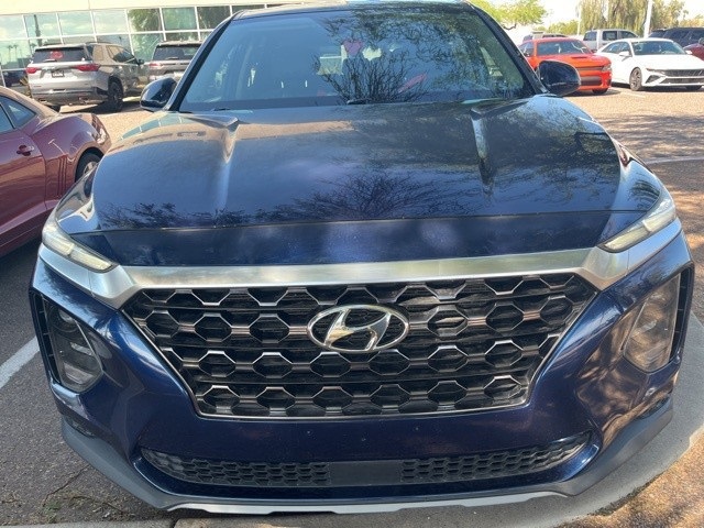 2020 Hyundai Santa Fe SE photo 2