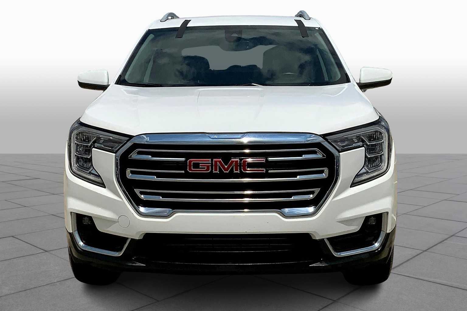 2023 Gmc Terrain SLT photo 3