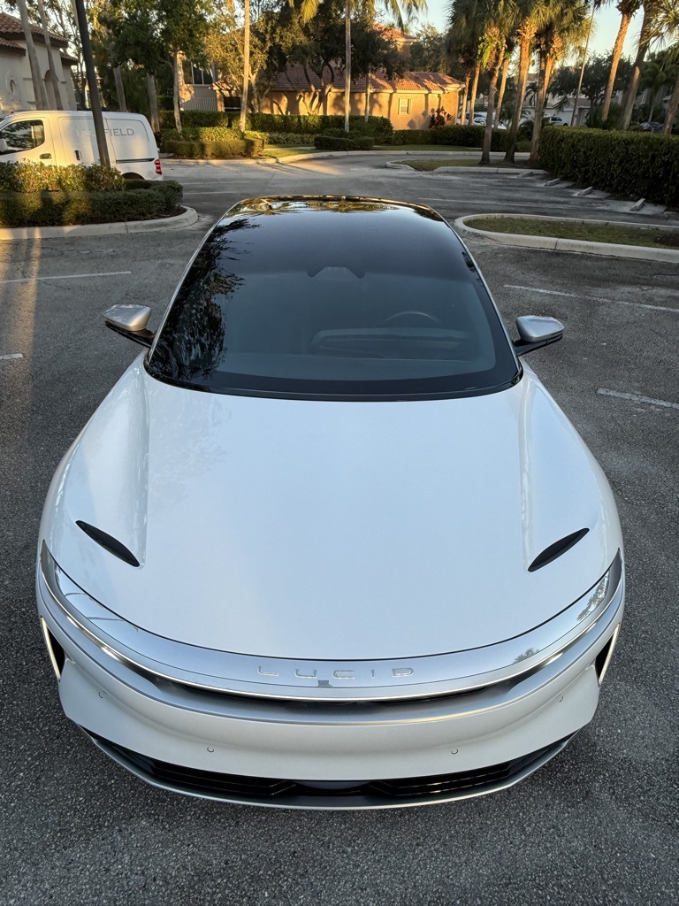 2022 Lucid Air Grand Touring photo 2