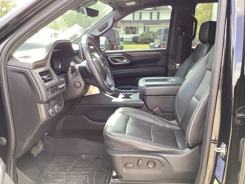 2023 Chevrolet Tahoe Premier photo 18