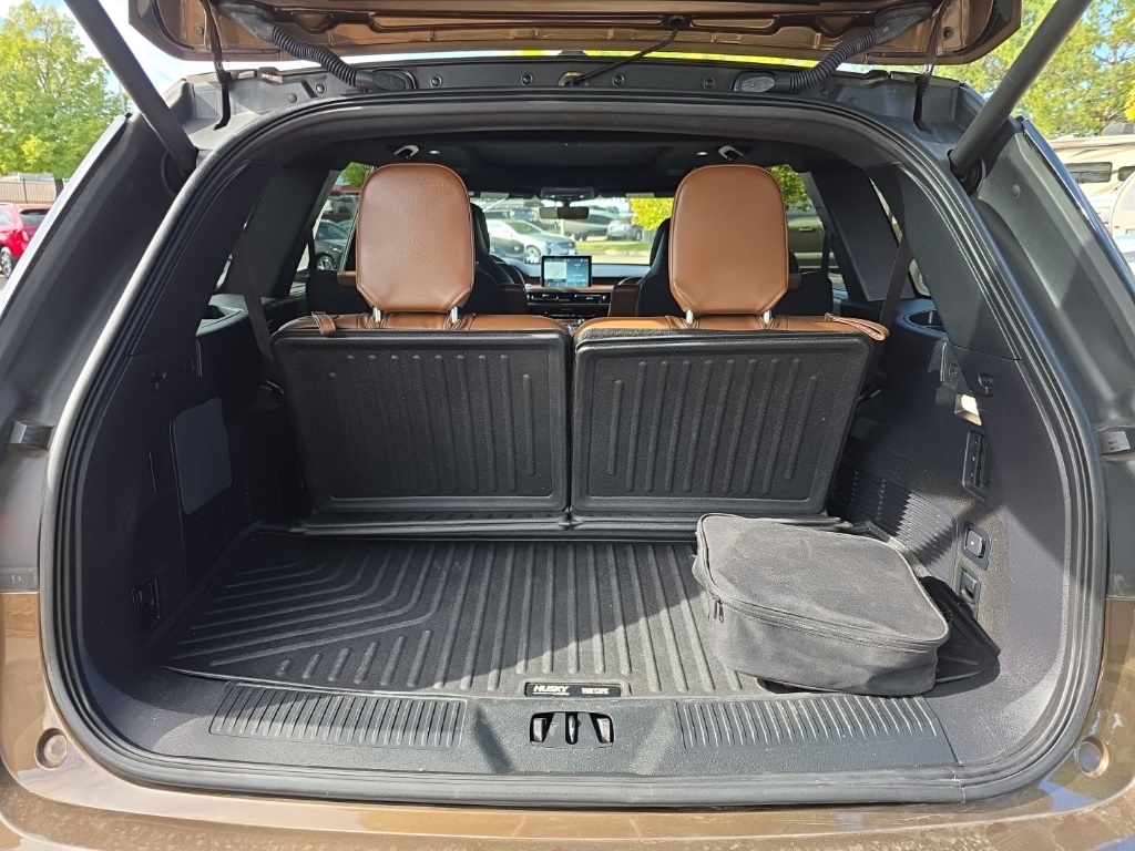 2022 Lincoln Aviator Grand Touring photo 17
