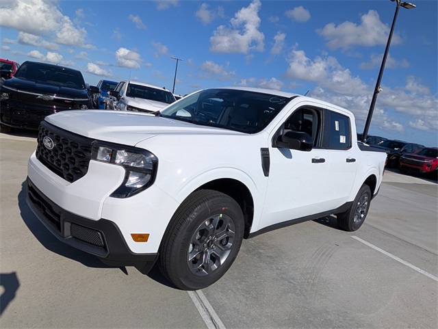 2025 Ford Maverick XLT photo 4