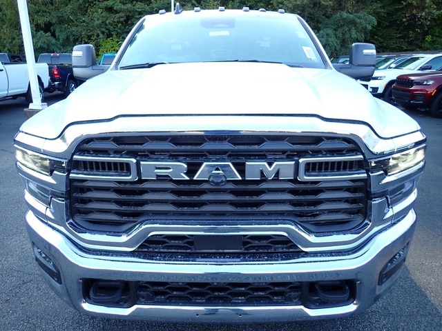 2026 Ram 3500 Tradesman photo 9