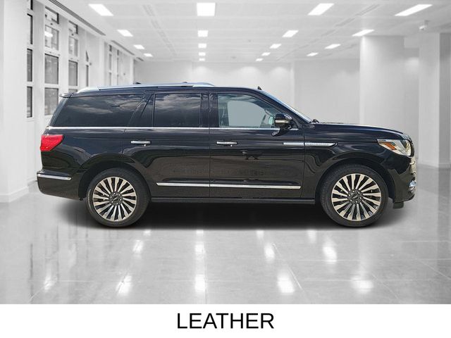 2019 Lincoln Navigator Reserve photo 2