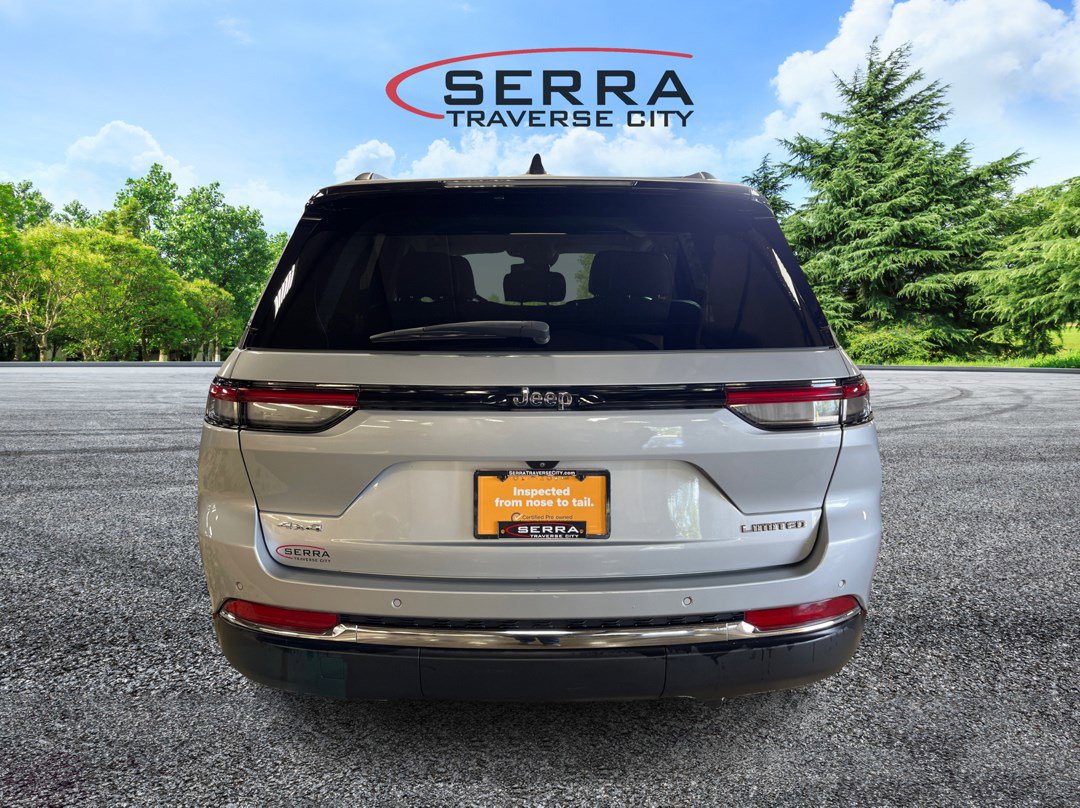 2023 Jeep Grand Cherokee Limited photo 6