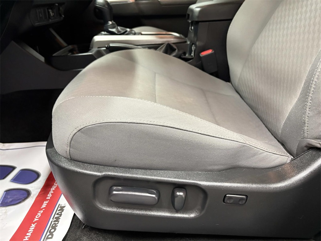 2023 Toyota Tacoma SR5 photo 14