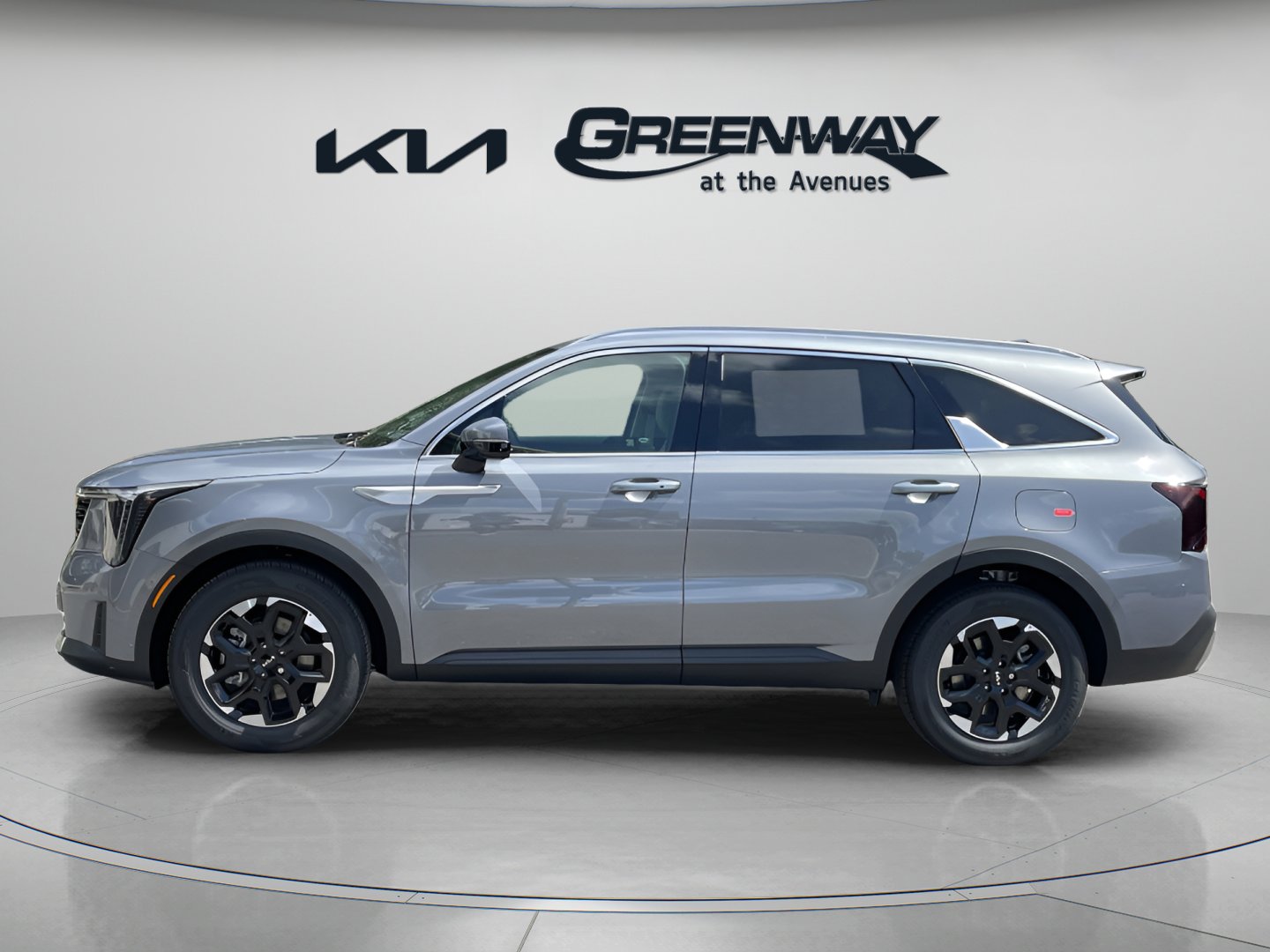 2025 Kia Sorento S photo 2