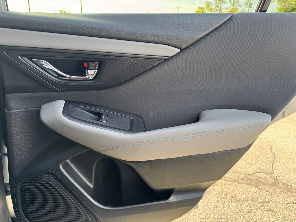 2022 Subaru Outback Premium photo 25