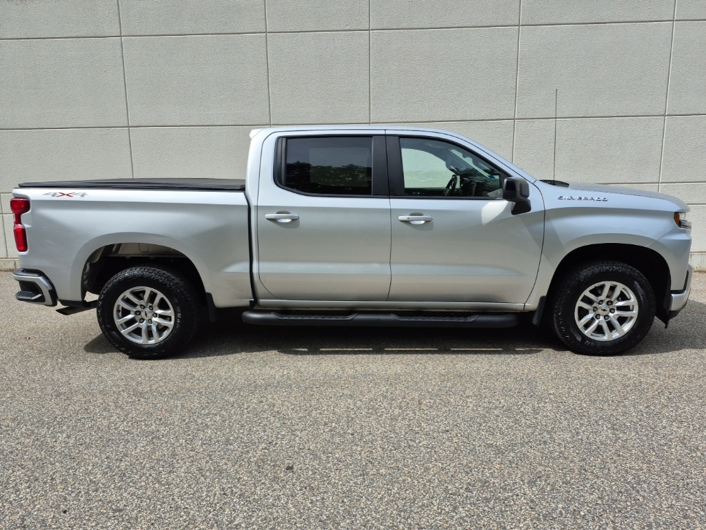 2020 Chevrolet Silverado 1500 RST photo 3