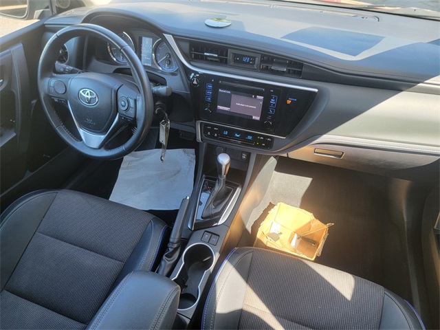 2018 Toyota Corolla SE photo 33