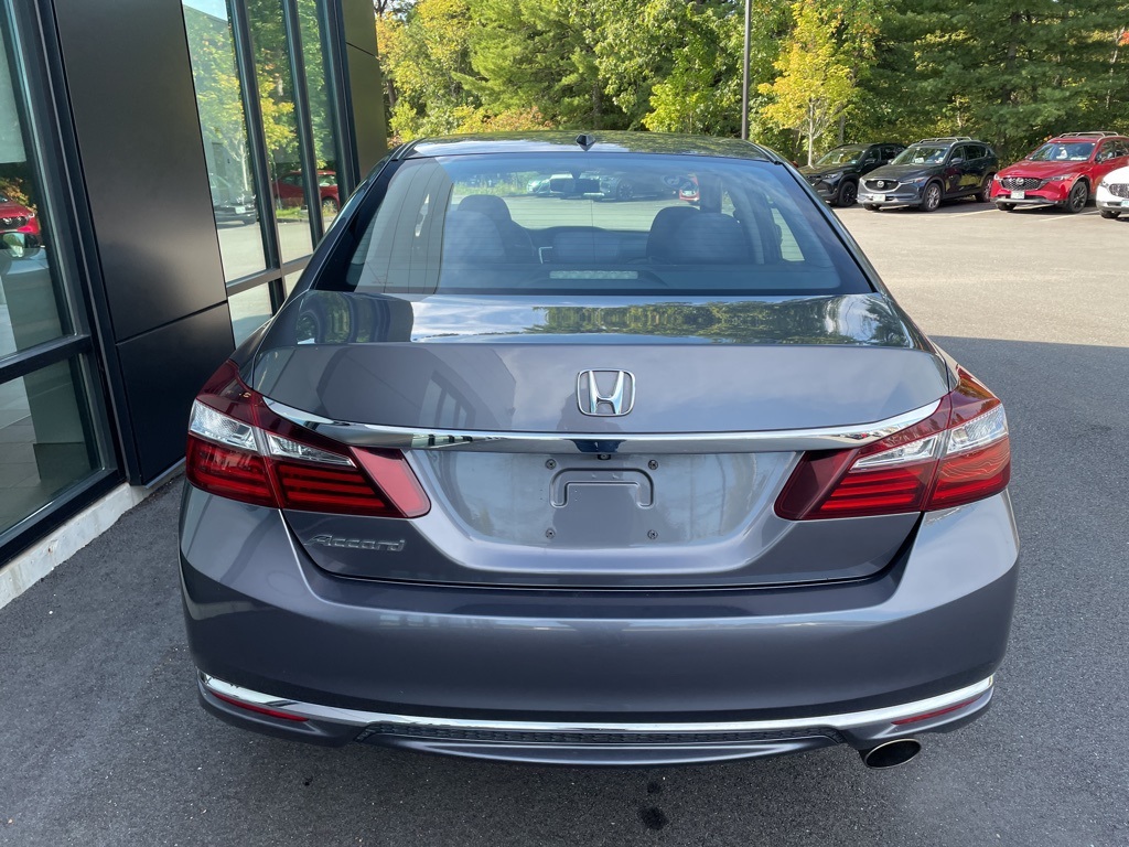 2016 Honda Accord EX photo 5