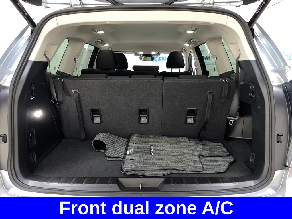 2025 Subaru Ascent Premium photo 11