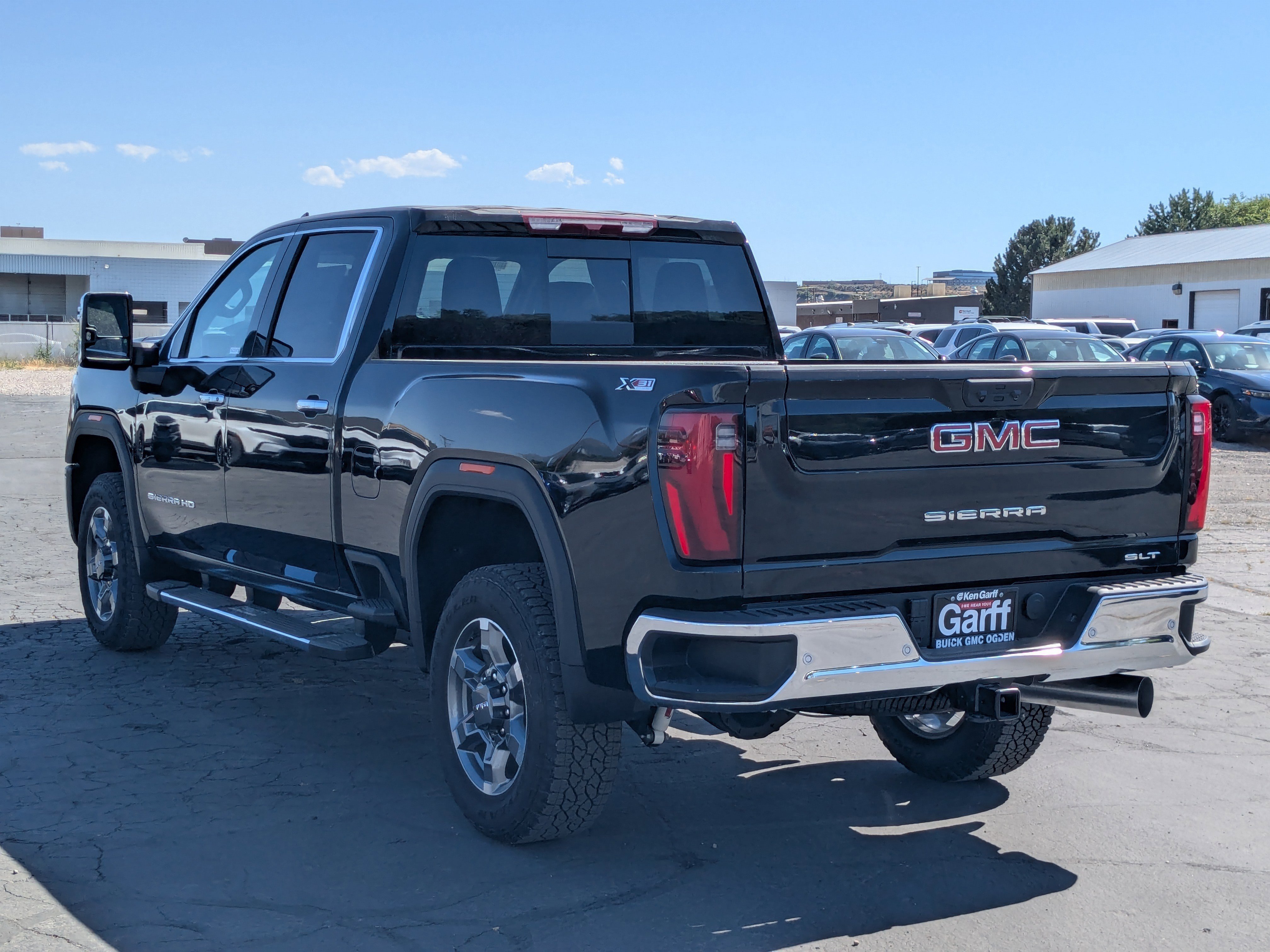 2025 Gmc Sierra 3500 HD SLT photo 3