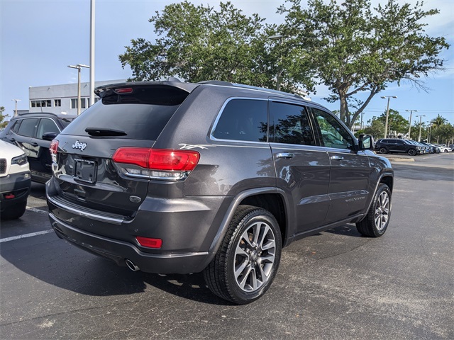 2018 Jeep Grand Cherokee Overland photo 4