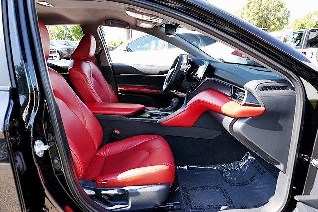 2024 Toyota Camry SE photo 11
