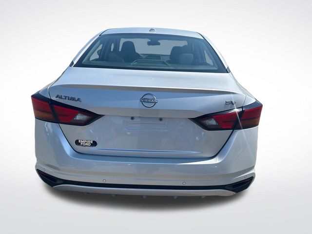 2023 Nissan Altima 2.5 SV photo 4