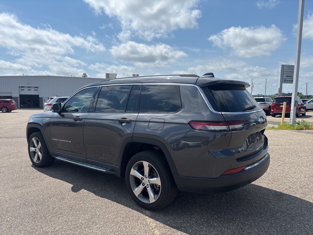 Used 2022 Jeep Grand Cherokee L Limited with VIN 1C4RJKBG9N8563826 for sale in Rochester, Minnesota