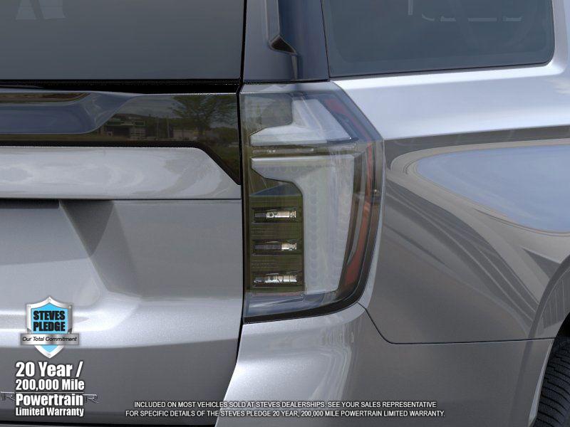 2026 Chevrolet Suburban Premier photo 11