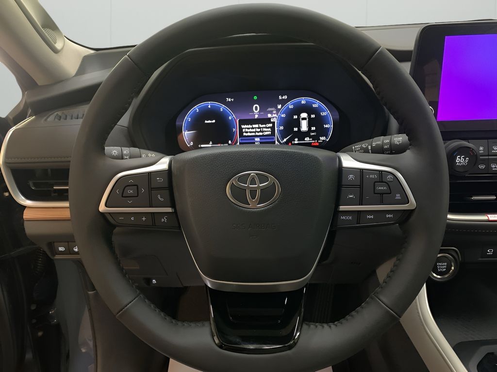 2025 Toyota Grand Highlander Limited AWD photo 17