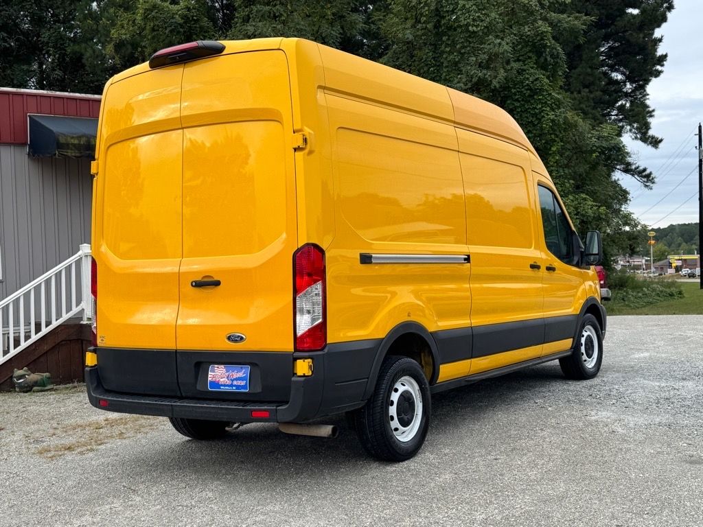 2021 Ford Transit photo 3