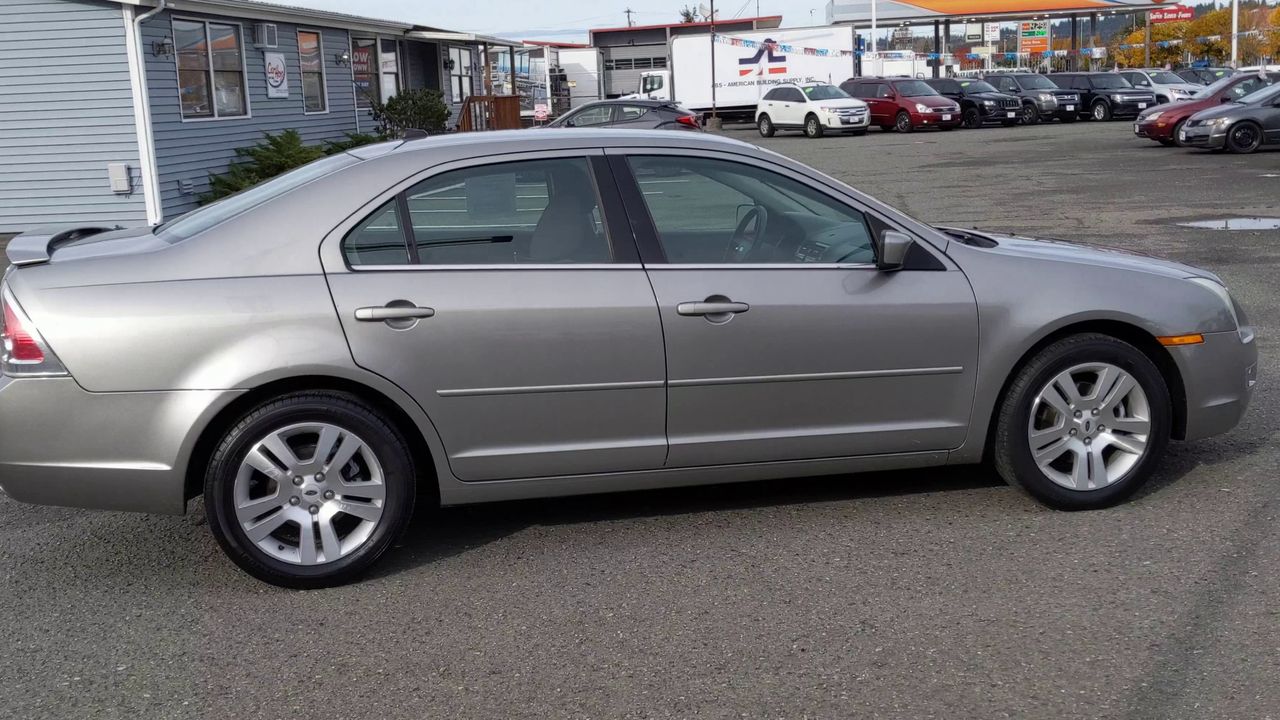 2009 Ford Fusion SEL photo 2