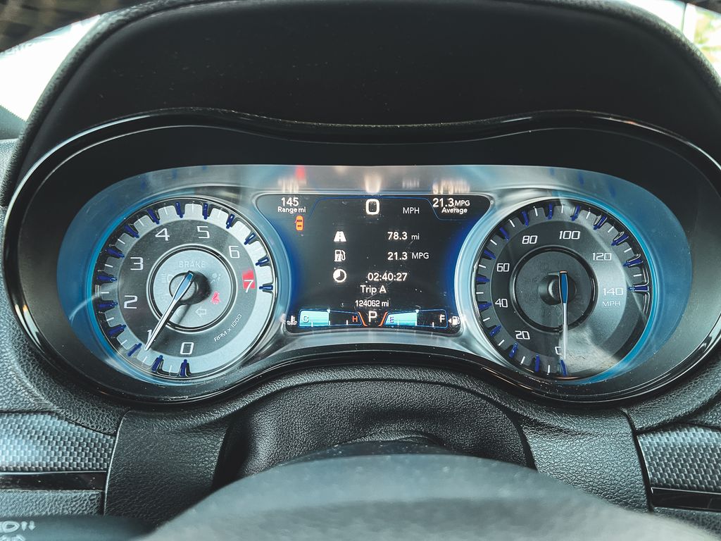 2015 Chrysler 300 S photo 15