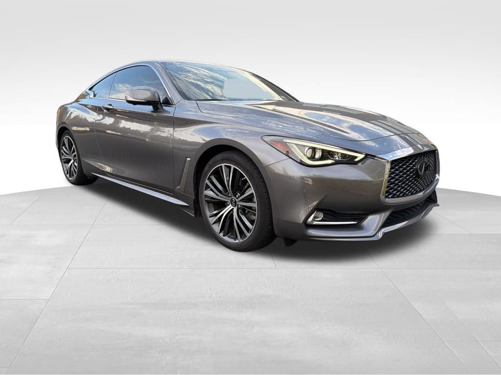 2021 INFINITI Q60 Coupe LUXE