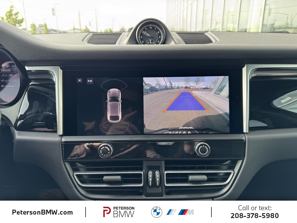 2024 Porsche Macan Base photo 29