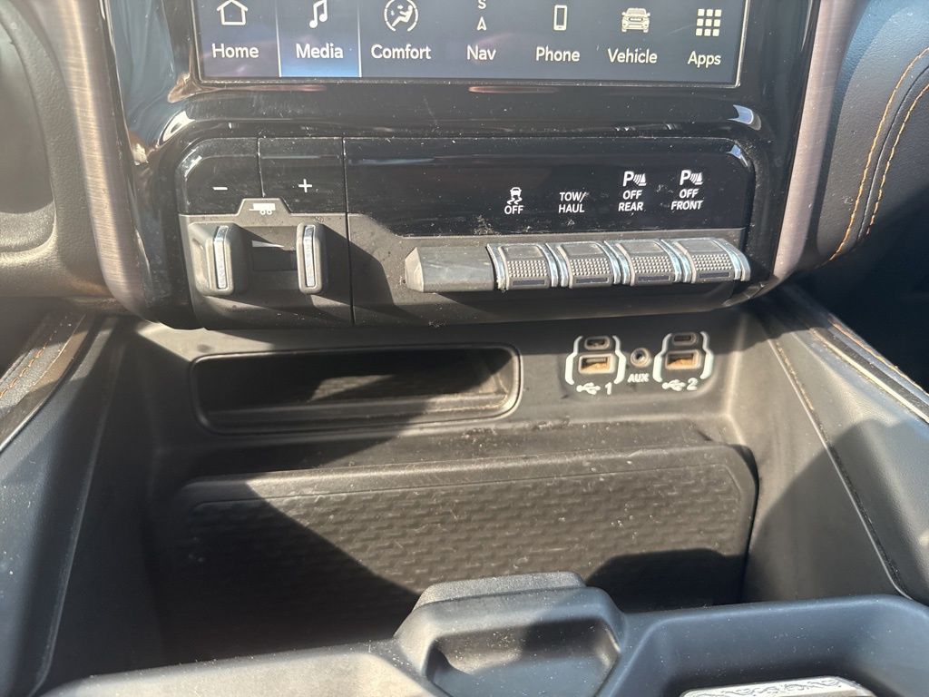 2022 Ram 1500 Laramie Longhorn photo 24