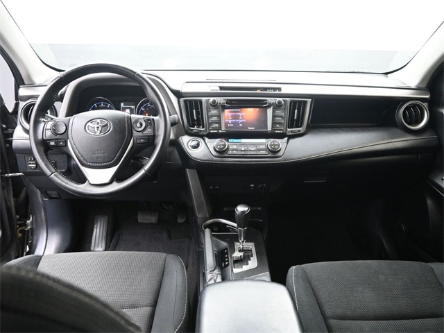 2018 Toyota RAV4 XLE photo 9