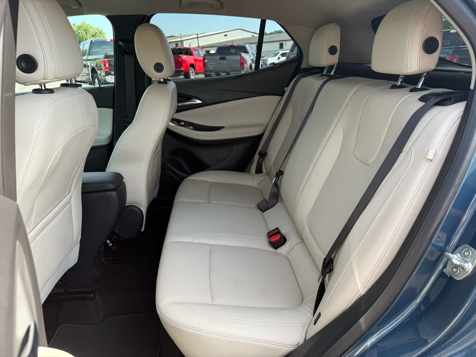 2024 Buick Encore GX Sport Touring photo 5