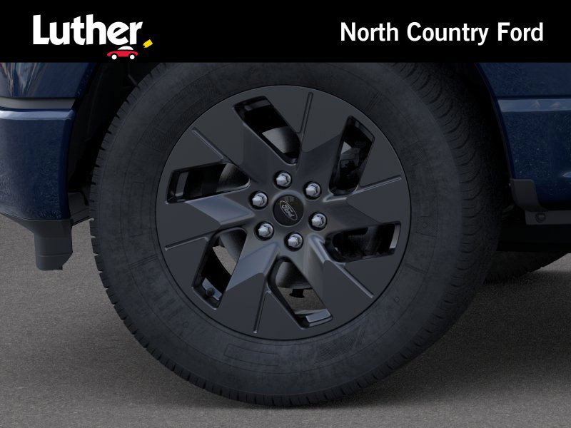 2025 Ford F-150 Lightning Lariat photo 19