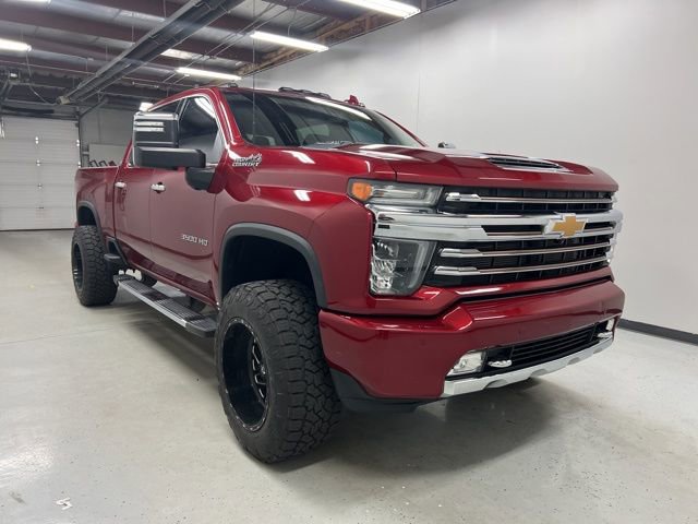 2022 Chevrolet Silverado 3500HD High Country photo 3