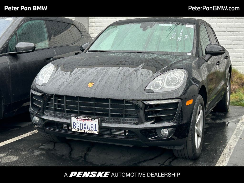 2018 Porsche Macan's photo