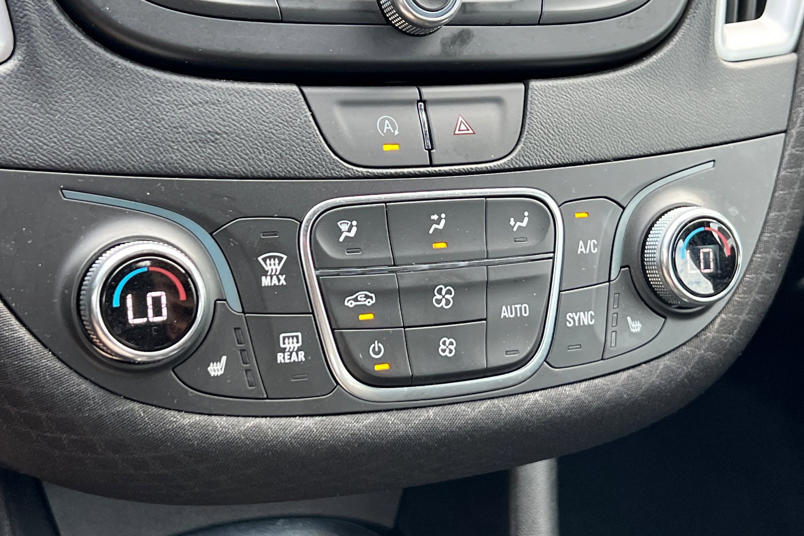 2023 Chevrolet Malibu 1LT photo 18