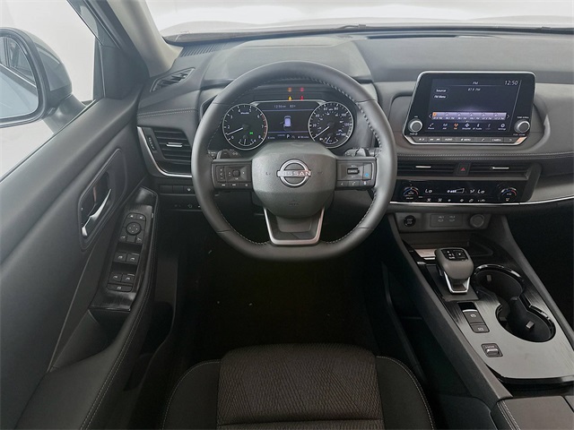 2026 Nissan Rogue SV photo 20