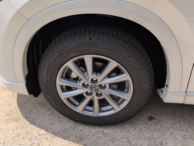 2025 Mazda CX-5 2.5 S Preferred photo 9