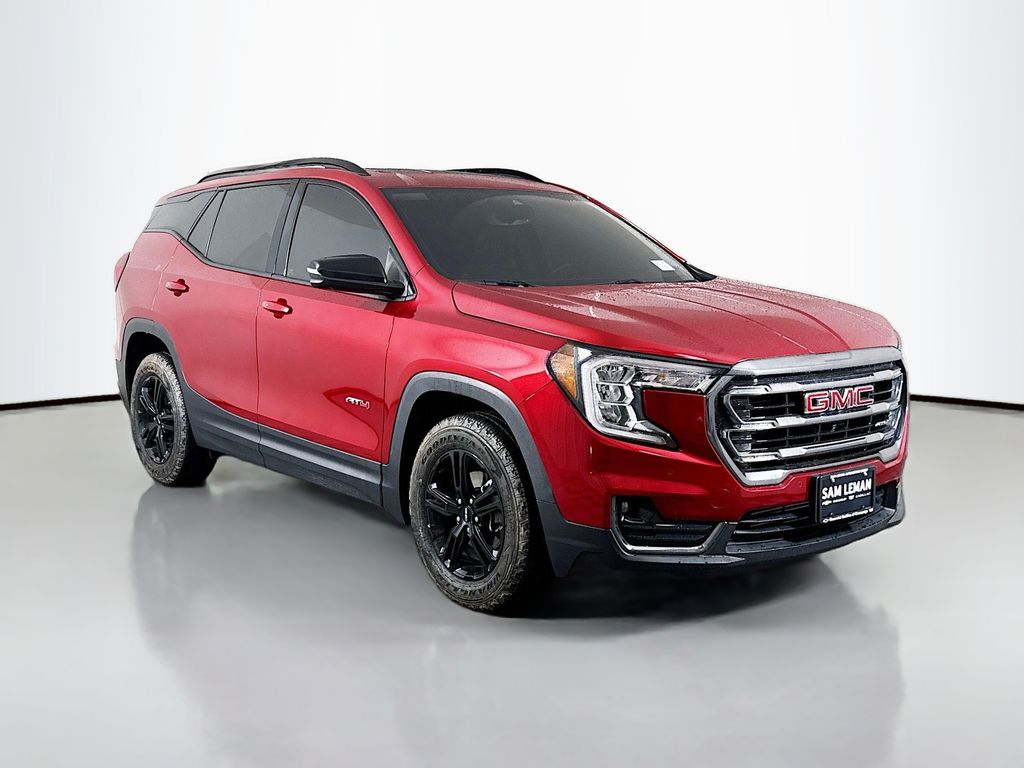 2024 GMC Terrain AT4's photo