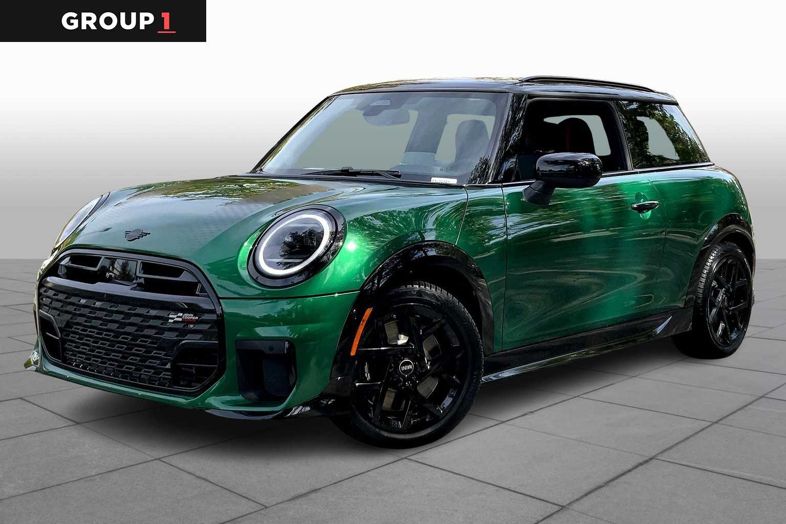 2026 MINI Hardtop 2 Door S's photo