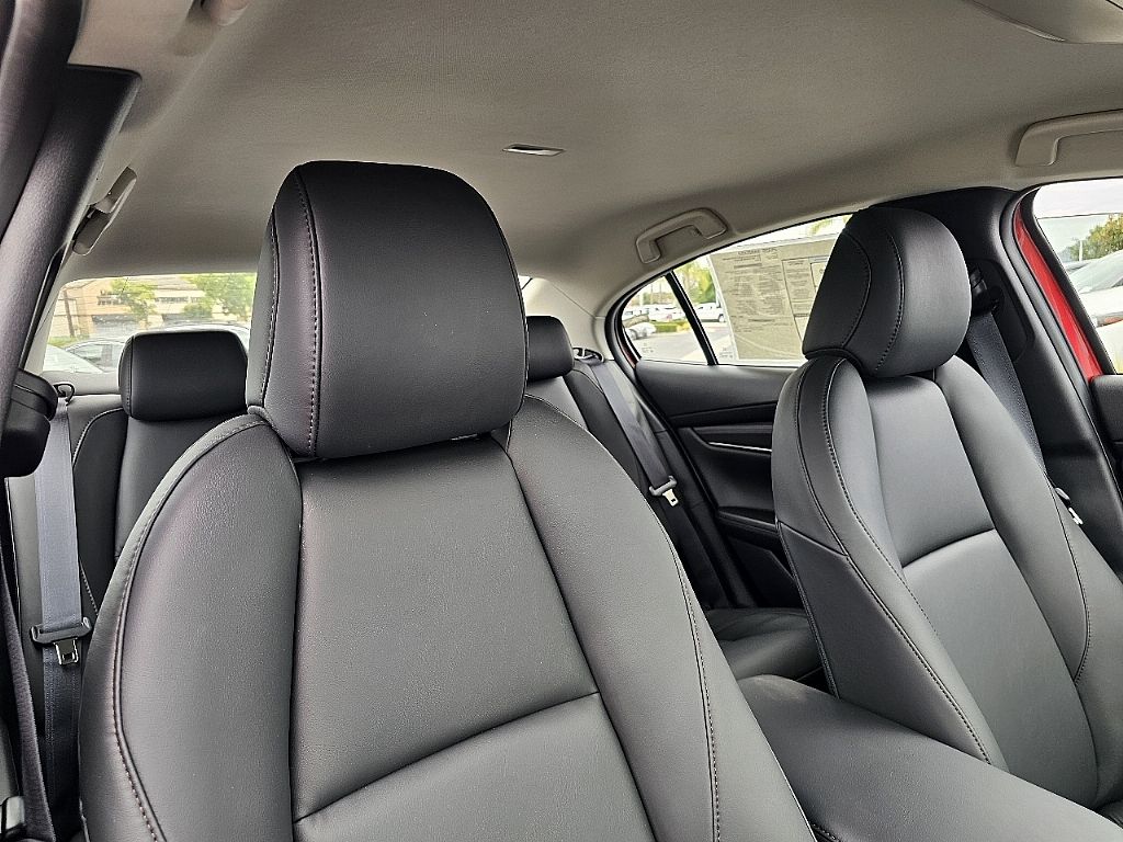 2025 Mazda Mazda3 2.5 Select Sport photo 4