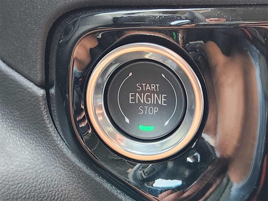 2025 Chevrolet Silverado 1500 RST photo 11