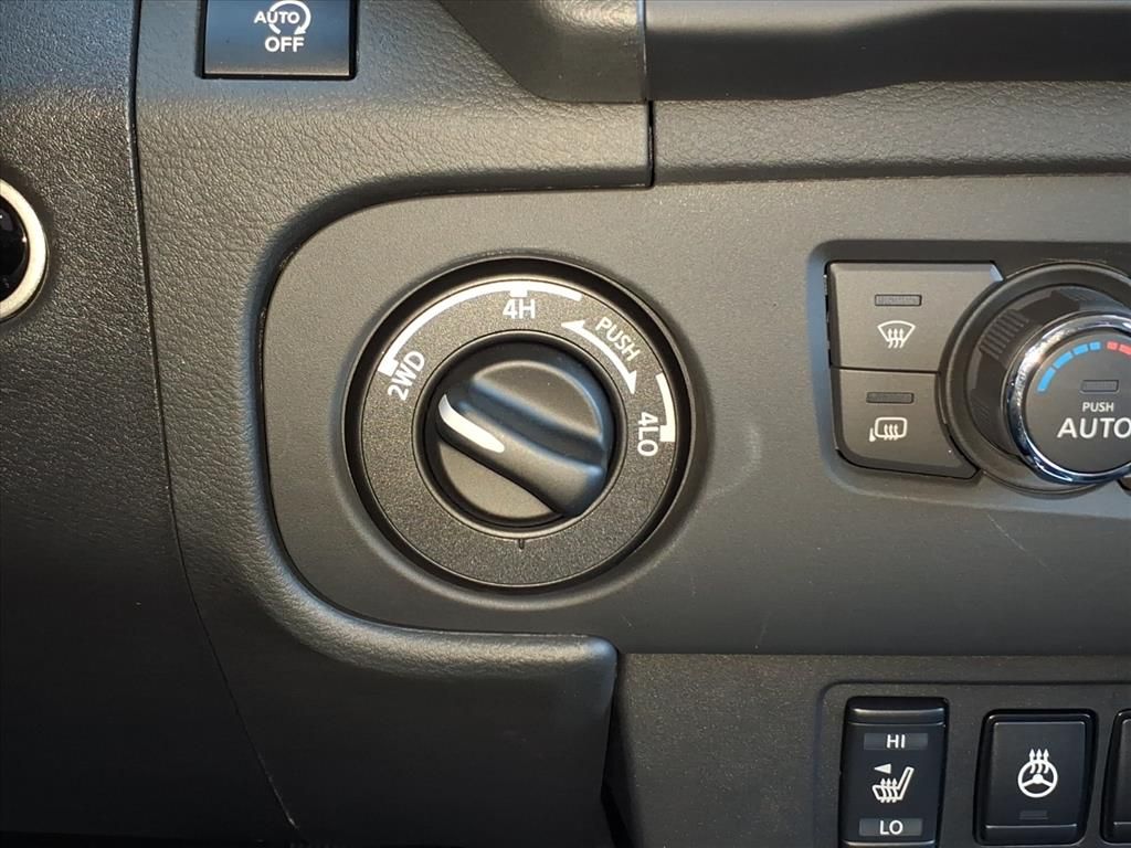 2025 Nissan Frontier SV photo 22