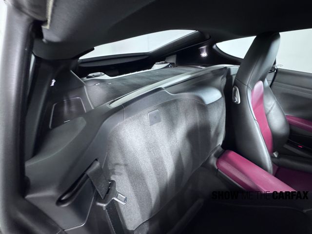 2017 Porsche Cayman Base photo 17