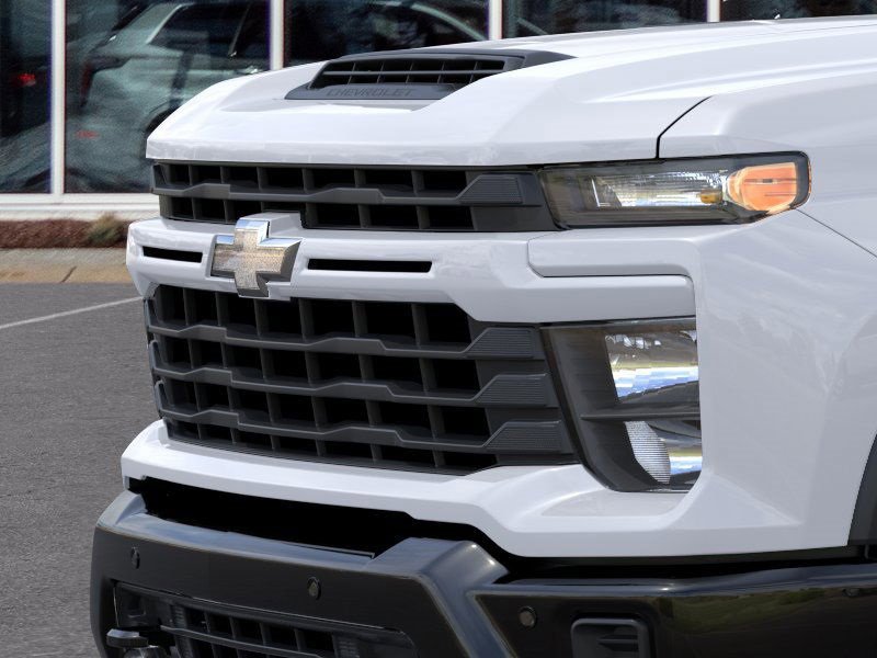 2025 Chevrolet Silverado 2500HD Custom photo 12
