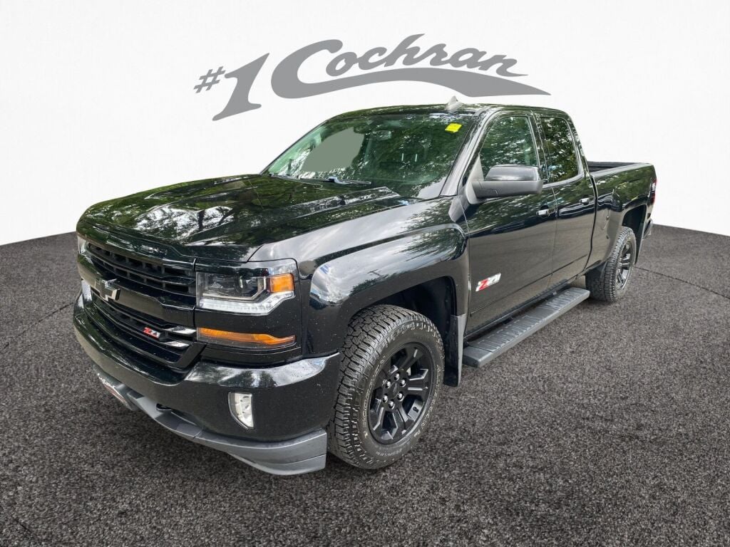 2018 Chevrolet Silverado 1500 LT photo 2